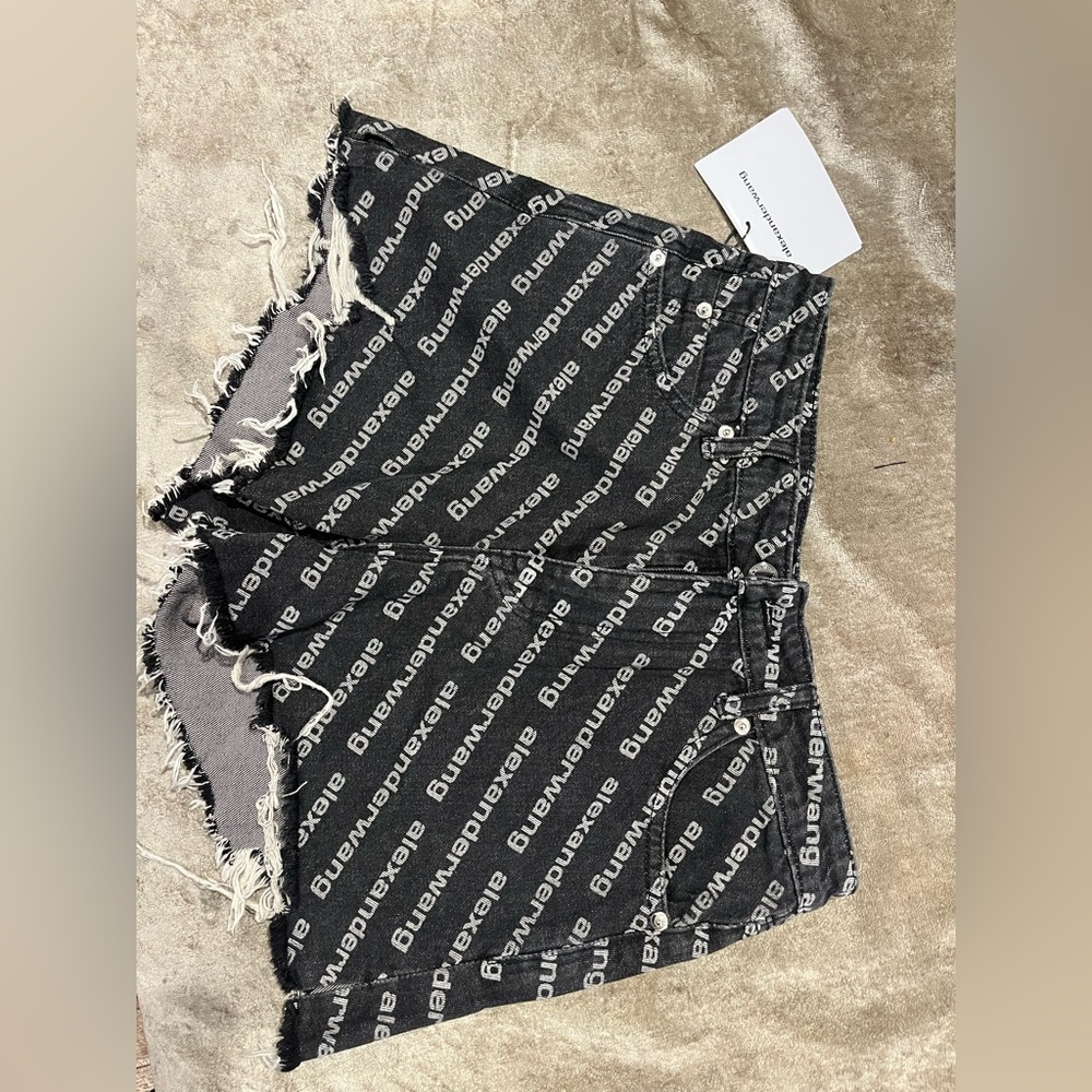 Alexander Wang shorts!